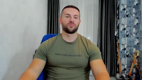 Snapshot of joshuamuscle69 chatting on February 4, 6:04 am joshuamuscle69 online show from February 4, 6:04 am