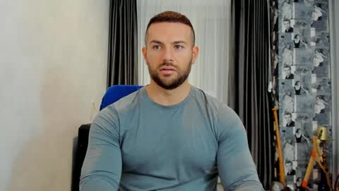 Snapshot of joshuamuscle69 chatting on February 5, 5:09 am joshuamuscle69 online show from February 5, 5:09 am