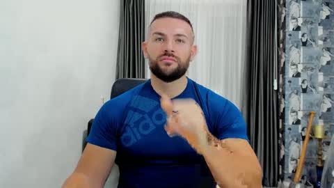 Snapshot of joshuamuscle69 chatting on February 24, 5:54 am joshuamuscle69 online show from February 24, 5:54 am