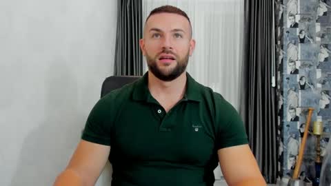 Snapshot of joshuamuscle69 chatting on February 26, 6:37 am joshuamuscle69 online show from February 26, 6:37 am