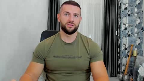 Snapshot of joshuamuscle69 chatting on March 1, 6:24 am joshuamuscle69 online show from March 1, 6:24 am