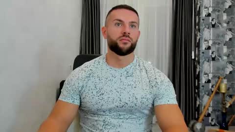 Snapshot of joshuamuscle69 chatting on March 5, 6:54 am joshuamuscle69 online show from March 5, 6:54 am