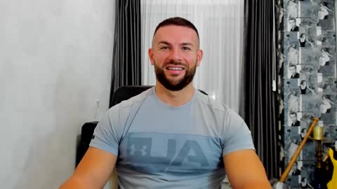 Snapshot of joshuamuscle69 chatting on March 9, 8:29 am joshuamuscle69 online show from March 9, 8:29 am