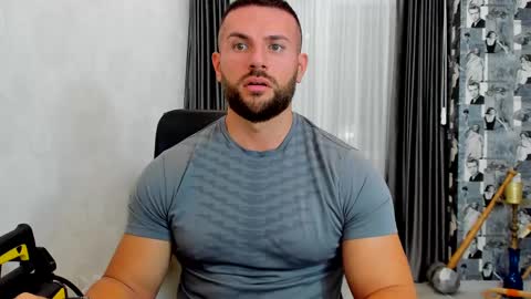 Snapshot of joshuamuscle69 chatting on March 11, 6:30 pm joshuamuscle69 online show from March 11, 6:30 pm