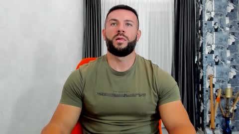 Snapshot of joshuamuscle69 chatting on September 14, 5:39 am joshuamuscle69 online show from September 14, 5:39 am