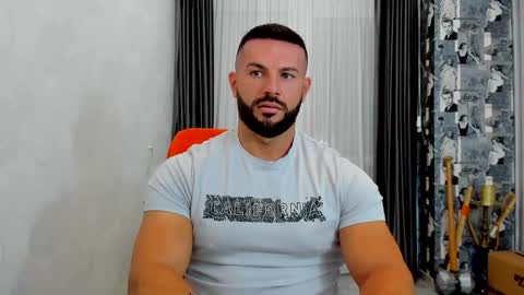 Snapshot of joshuamuscle69 chatting on September 24, 4:49 am joshuamuscle69 online show from September 24, 4:49 am