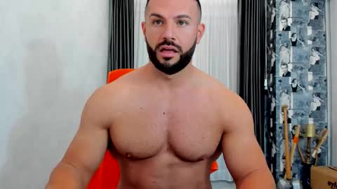 Snapshot of joshuamuscle69 chatting on September 25, 5:00 am joshuamuscle69 online show from September 25, 5:00 am