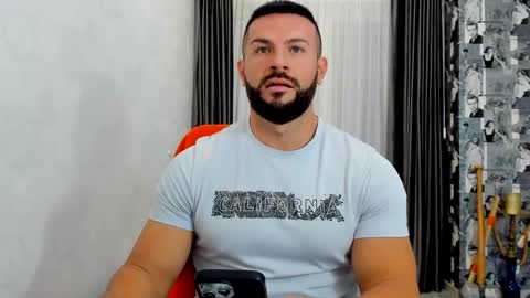 Snapshot of joshuamuscle69 chatting on October 10, 5:06 am joshuamuscle69 online show from October 10, 5:06 am