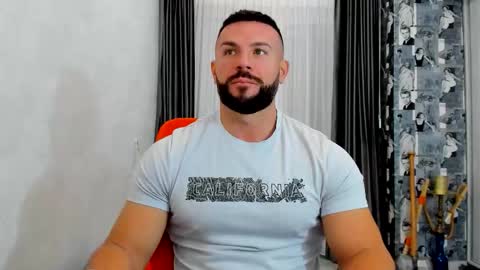 Snapshot of joshuamuscle69 chatting on October 13, 4:34 am joshuamuscle69 online show from October 13, 4:34 am