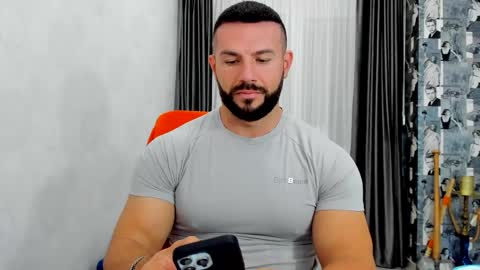 Snapshot of joshuamuscle69 chatting on October 16, 4:57 am joshuamuscle69 online show from October 16, 4:57 am