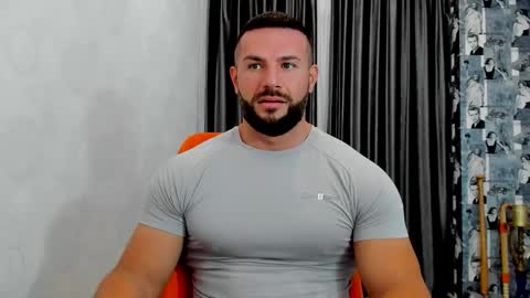 Snapshot of joshuamuscle69 chatting on November 2, 6:49 am joshuamuscle69 online show from November 2, 6:49 am