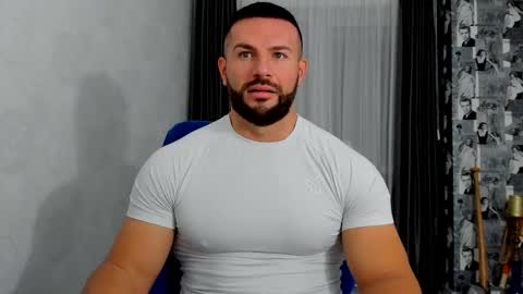 Snapshot of joshuamuscle69 chatting on December 1, 7:35 am joshuamuscle69 online show from December 1, 7:35 am