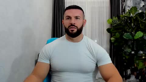 joshuamuscle69 online show from December 18, 6:19 am