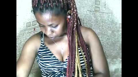 josie287096 online show from March 3, 7:09 pm