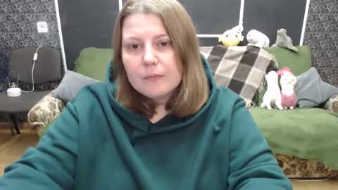 josiesun771 online show from October 13, 6:24 am
