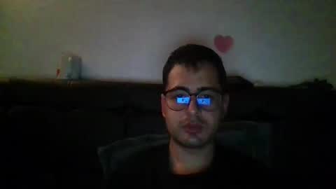 Snapshot of josux8 chatting on March 17, 4:50 am josux8 online show from March 17, 4:50 am