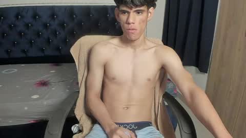 Snapshot of josy_11 chatting on May 19, 1:56 am josy online show from May 19, 1:56 am