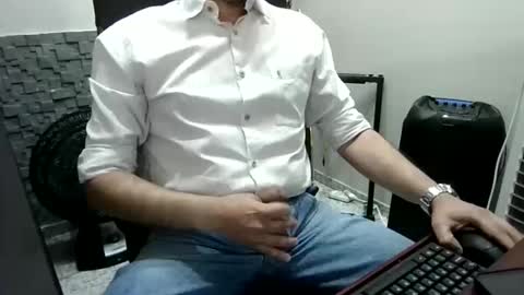 jotacalvarengas online show from April 7, 10:26 am