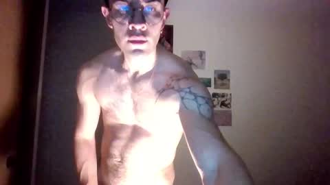 jotarojas1 online show from December 8, 6:22 am