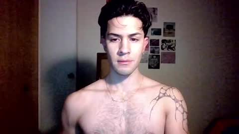 jotarojas1 online show from December 13, 12:42 am