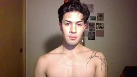 jotarojas1 online show from January 8, 6:31 am