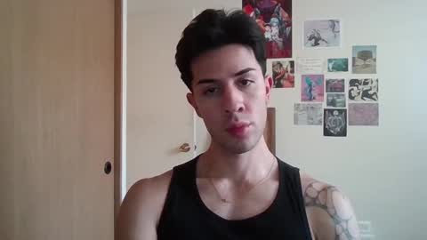 jotarojas1 online show from January 24, 7:07 pm