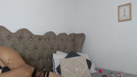 Snapshot of joy__smiht chatting on September 10, 6:41 pm joy__smiht online show from September 10, 6:41 pm