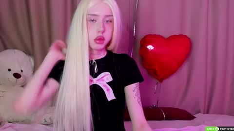 Snapshot of joybarker chatting on March 2, 4:42 pm Joy Barker online show from March 2, 4:42 pm