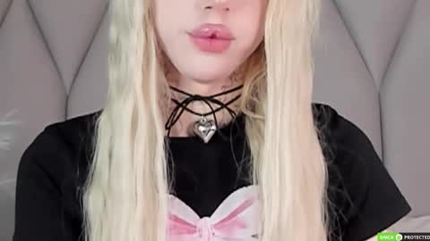 Snapshot of joybarker chatting on September 20, 8:37 am Joy Barker online show from September 20, 8:37 am