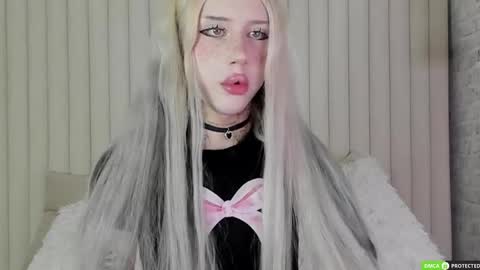 Snapshot of joybarker chatting on November 4, 1:54 pm Joy Barker online show from November 4, 1:54 pm