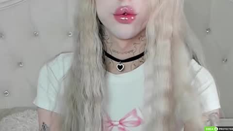 Snapshot of joybarker chatting on November 14, 3:27 am Joy Barker online show from November 14, 3:27 am