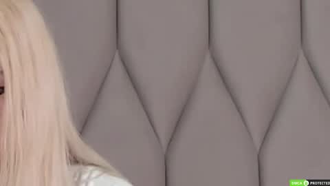 Snapshot of joybarker chatting on November 27, 3:41 am Joy Barker online show from November 27, 3:41 am