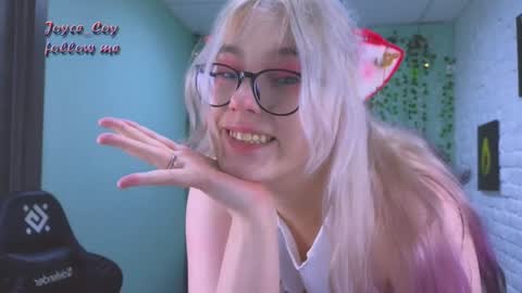 Joyce online show from December 21, 4:36 pm