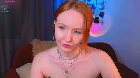 joyce_jones online show from February 7, 7:17 pm