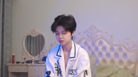 joycekay online show from December 4, 10:24 am