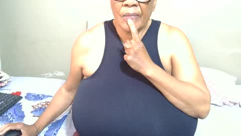 Snapshot of joycemando chatting on June 18, 9:36 am DairyQueen online show from June 18, 9:36 am