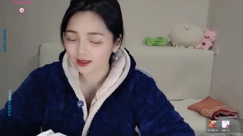 JOY12 online show from January 17, 5:49 pm