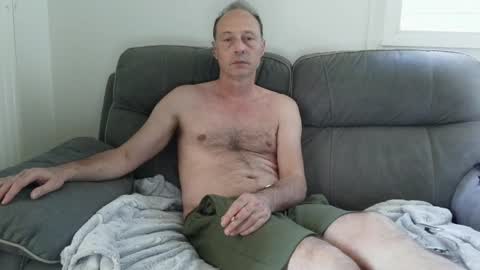 Snapshot of jpf421 chatting on May 24, 1:27 pm exhib248 online show from May 24, 1:27 pm