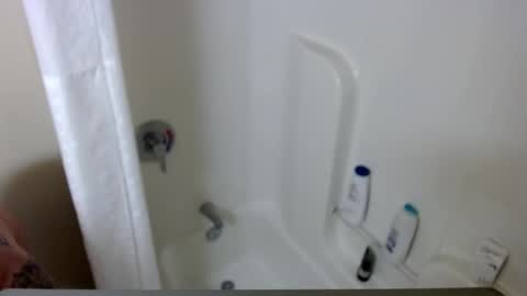 KingDingaLing34 online show from December 1, 9:15 pm