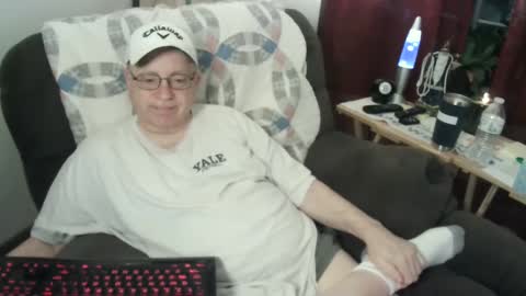 Snapshot of jpmel99 chatting on February 1, 11:16 pm jpmel99 online show from February 1, 11:16 pm