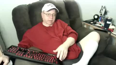 Snapshot of jpmel99 chatting on December 13, 10:59 pm jpmel99 online show from December 13, 10:59 pm