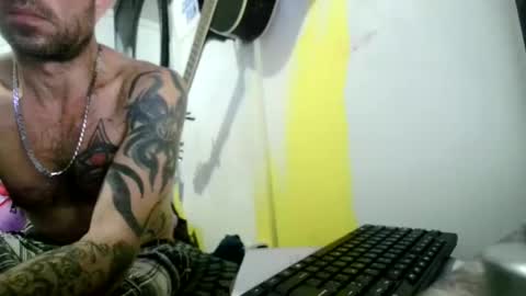 Snapshot of jrizzle1111 chatting on January 27, 8:29 am jrizzle1111 online show from January 27, 8:29 am