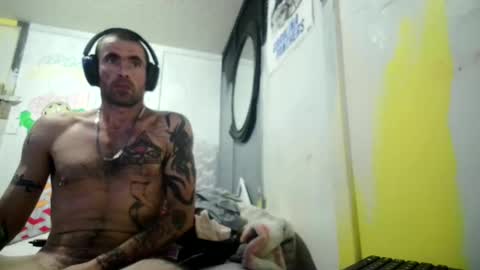 Snapshot of jrizzle1111 chatting on February 1, 8:58 pm jrizzle1111 online show from February 1, 8:58 pm