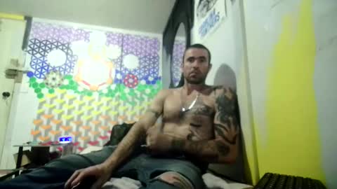 Snapshot of jrizzle1111 chatting on February 11, 9:14 pm jrizzle1111 online show from February 11, 9:14 pm