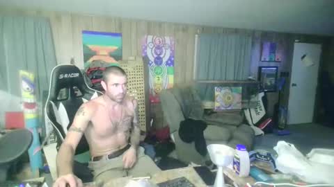 Snapshot of jrizzle1111 chatting on October 17, 7:11 am jrizzle1111 online show from October 17, 7:11 am