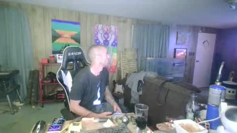 Snapshot of jrizzle1111 chatting on November 6, 9:21 am jrizzle1111 online show from November 6, 9:21 am