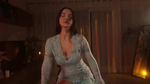 Jennifer Diaz online show from April 18, 10:43 pm