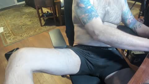 jsimon04 online show from February 25, 2:33 pm