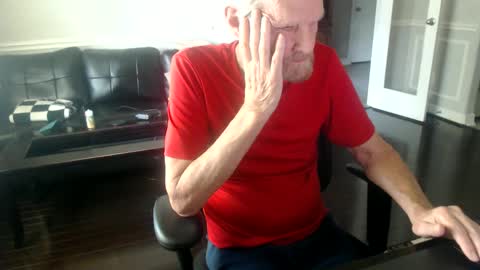 jtull52 online show from September 14, 3:33 pm