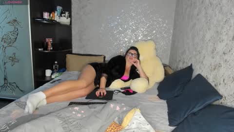 Ju  lia online show from October 14, 7:31 am